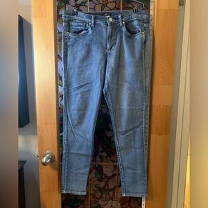 Brand new size 12 blue jeans. VENUS. Skinny.